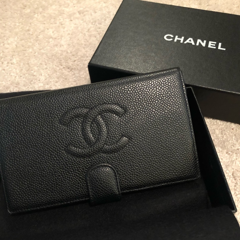 “SOLD” 💯 Auth Chanel Timeless CC French Wallet - Picture 1 of 10